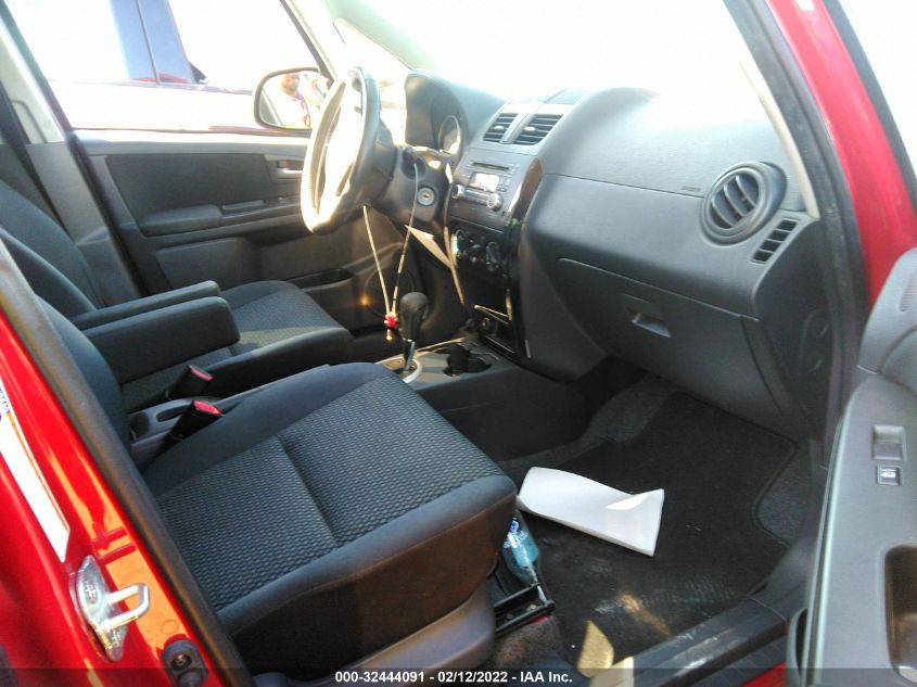 VIN JS2YC5A34D6101602 2013 Suzuki SX4, LE no.5