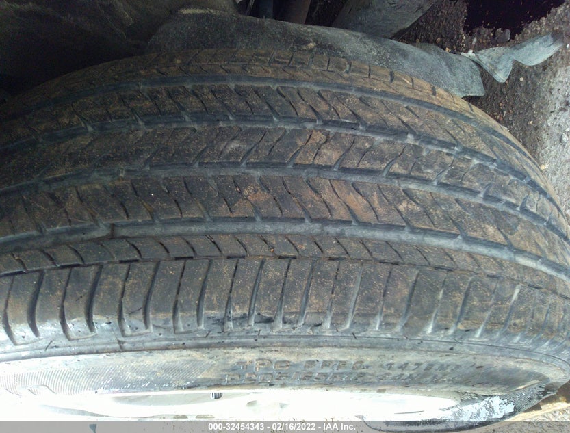 1G1ZB5ST8JF254942