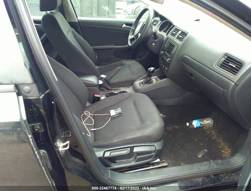 3VW267AJ2GM273209