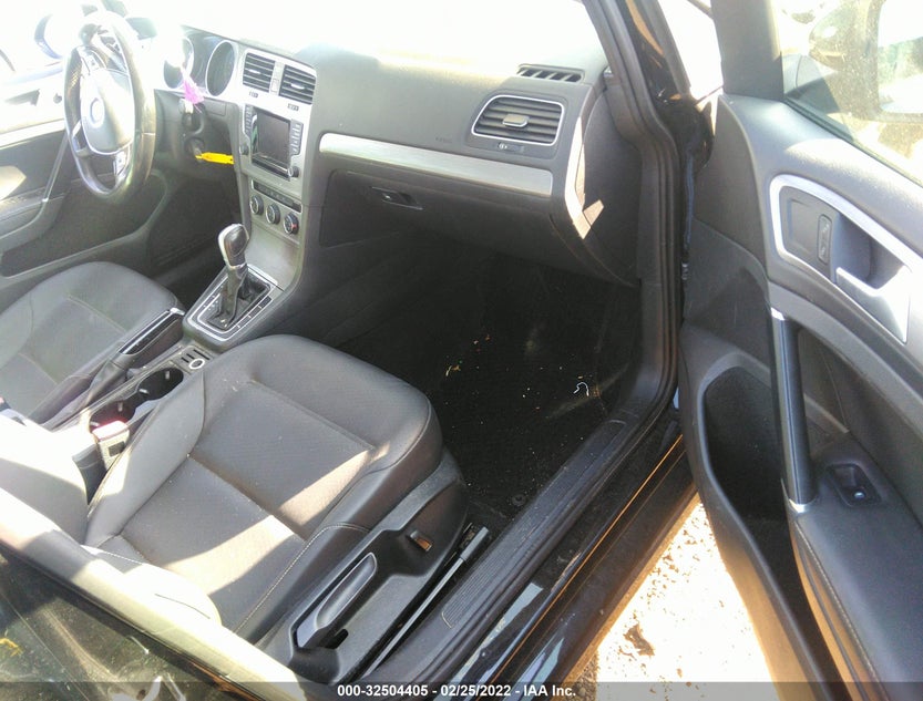 3VW2A7AUXFM060855