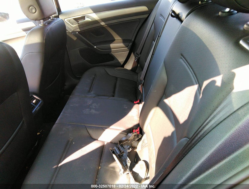3VW217AU8HM053065