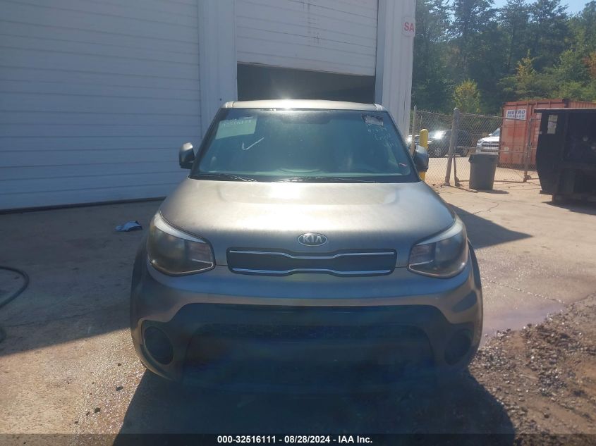 KNDJN2A28J7594718 2018 Kia Soul