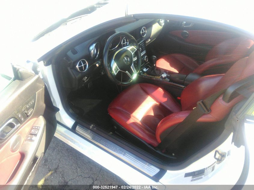 VIN WDDPK4HA5FF100877 2015 Mercedes-Benz SLK-Class,... no.8