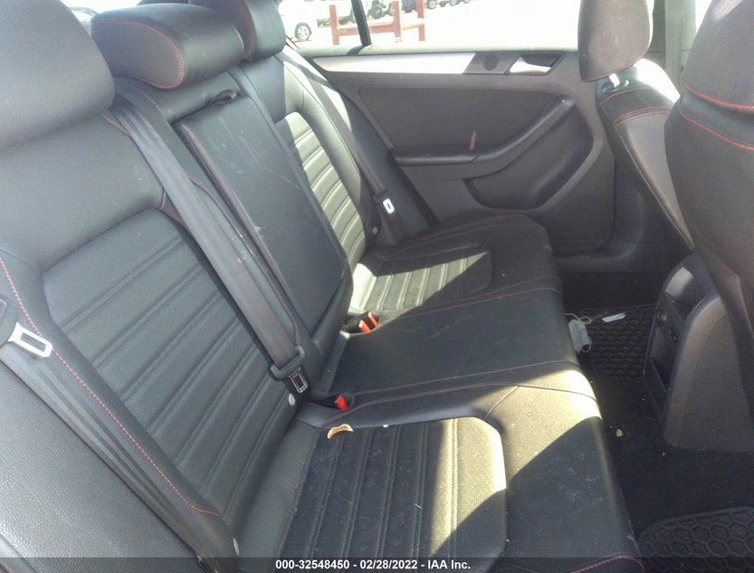3VW4A7AJ1DM250183