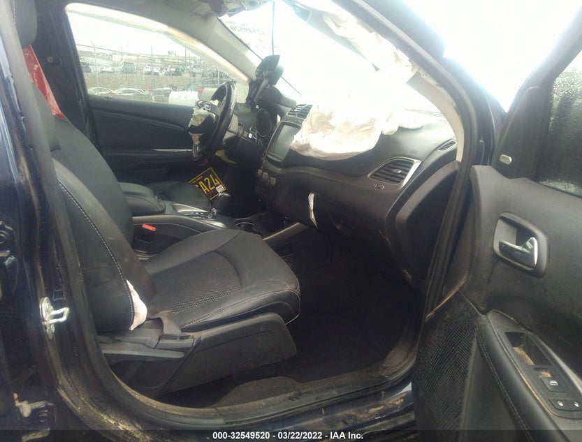 3C4PDCGB1LT220332