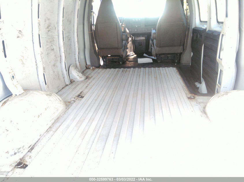 2017 GMC Savana Cutaway Work Van VIN: 1GDY7RFF2H1212446 Lot: 32599763