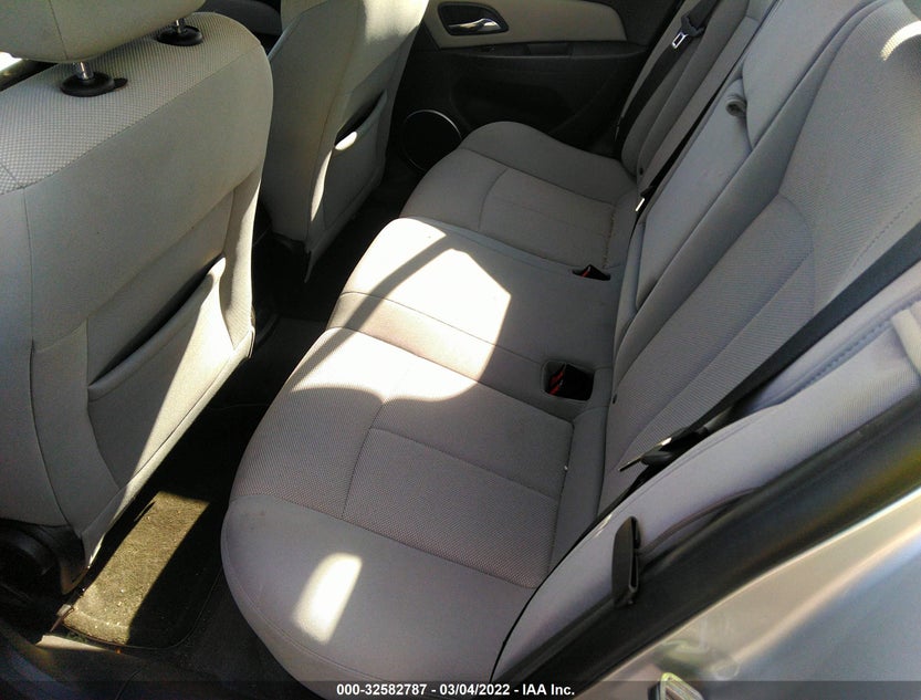 1G1PF5S98B7201993