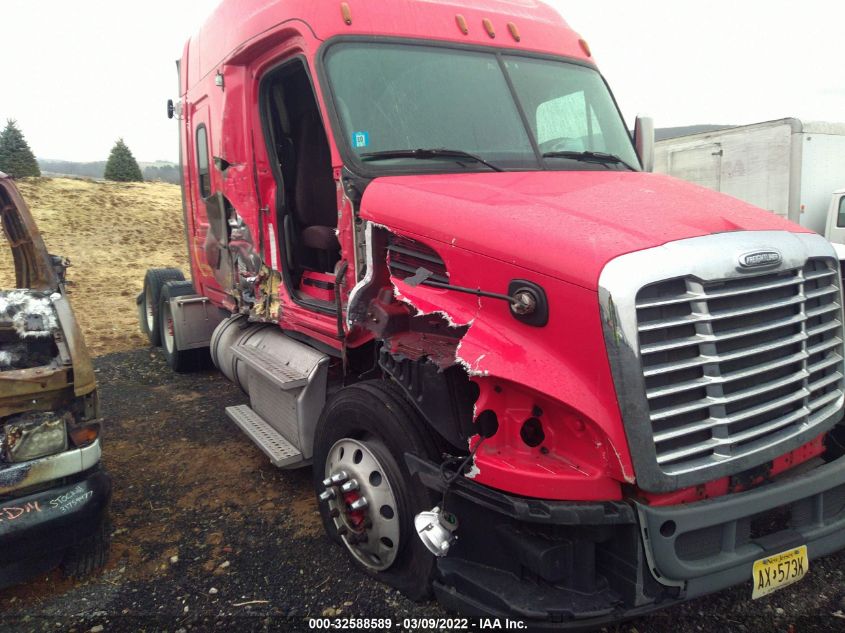 1FUJGHDV6DLBZ8300 2013 Freightliner Cascadia 113