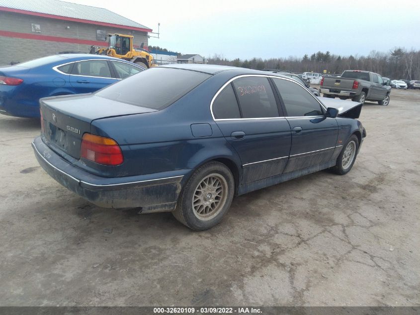 2000 BMW 528Ia VIN: WBADM634XYGU11591 Lot: 32620109