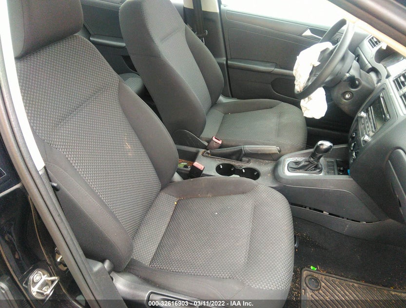 3VW2K7AJ6DM354706