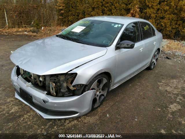 3VW2K7AJ3BM305699 2011 Volkswagen Jetta 2.0L S