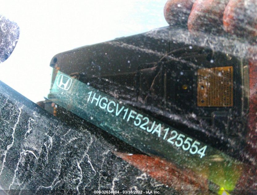 1HGCV1F52JA125554