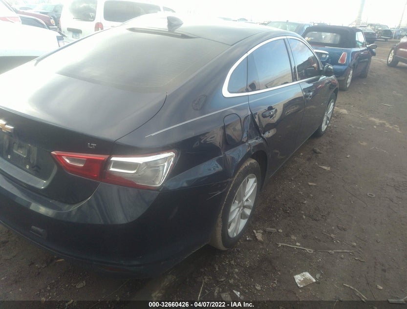 1G1ZD5ST9JF126588