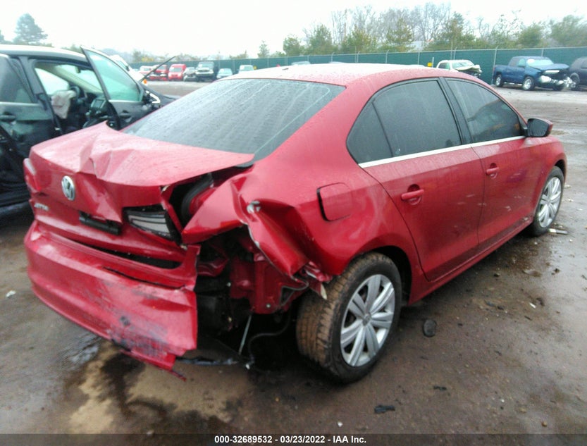 3VW2B7AJ4HM275976