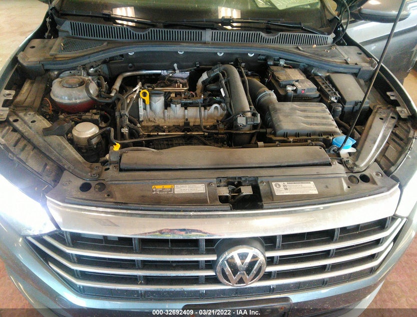 3VWC57BU2KM068143