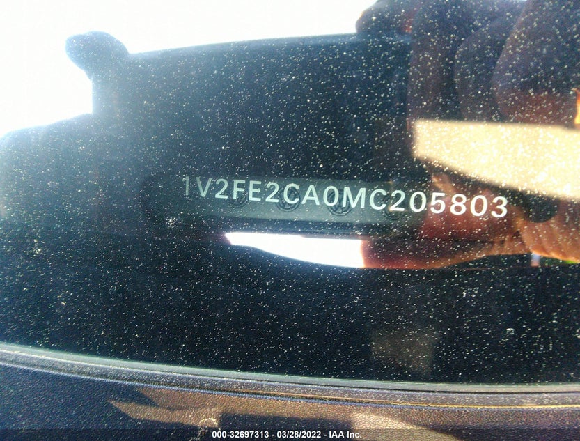 1V2FE2CA0MC205803