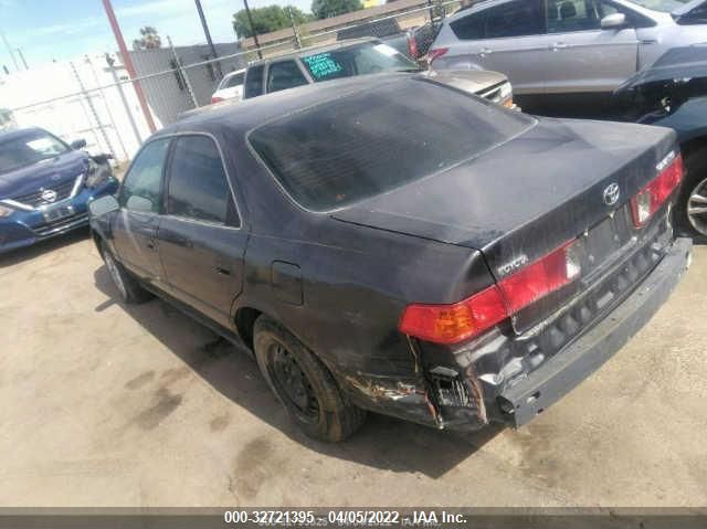 2001 Toyota Camry Ce/Le/Xle VIN: 4T1BG22K31U866263 Lot: 32721395