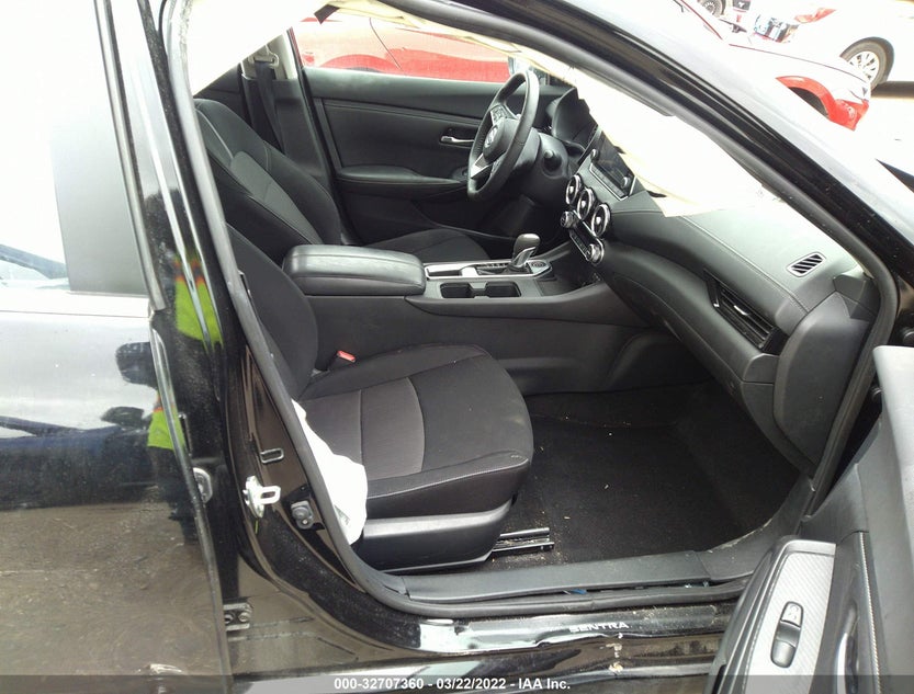 3N1AB8CV8MY218173
