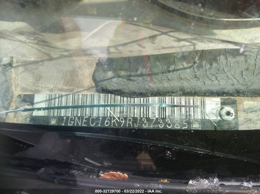 1994 Chevrolet Suburban C1500 VIN: 1GNEC16K9RJ373385 Lot: 32729700