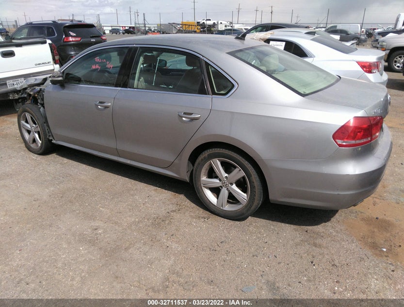 1VWBS7A33EC081115