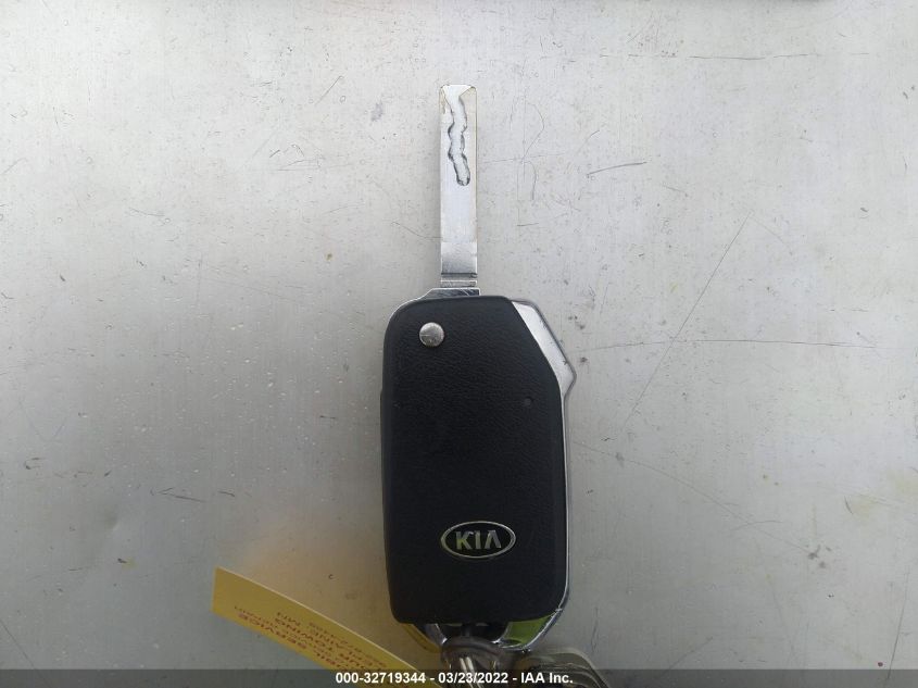 3KPF24AD3KE113013 2019 Kia Forte Lxs