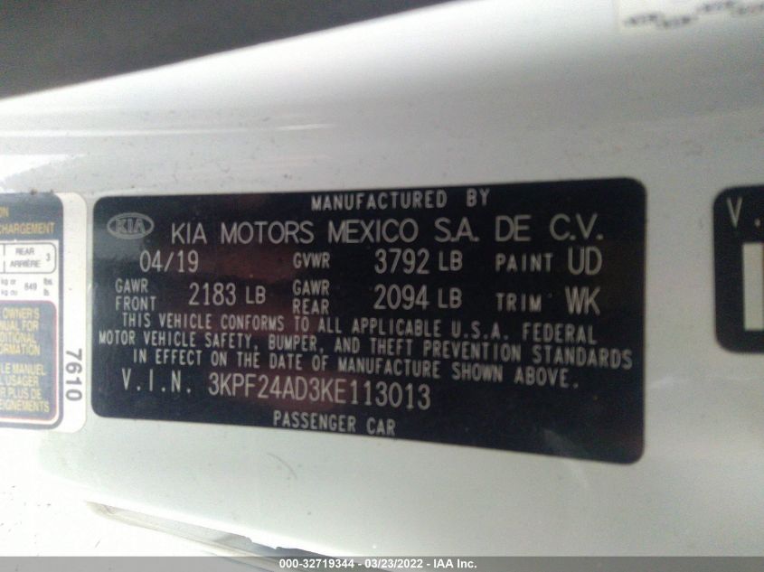 3KPF24AD3KE113013 2019 Kia Forte Lxs