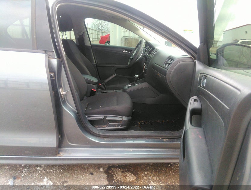 3VW267AJ9GM308148