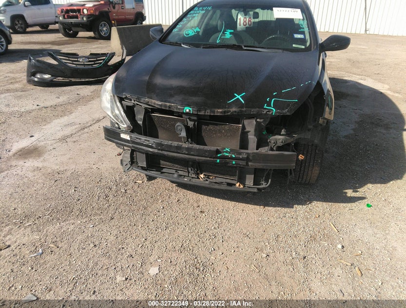 5NPEB4AC6DH721559