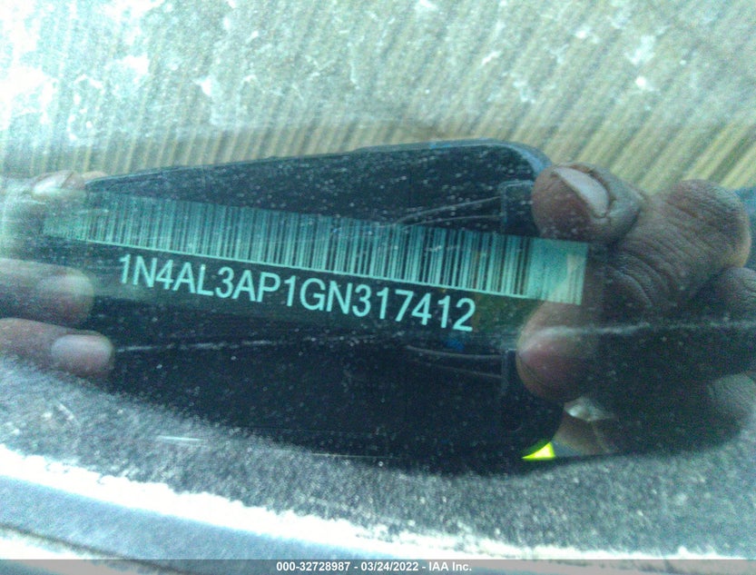 1N4AL3AP1GN317412