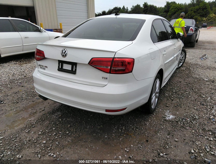 3VWLA7AJ9FM264041