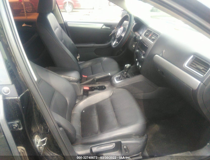 3VWDP7AJ3DM216082