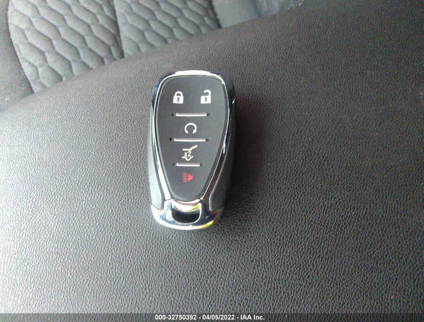 2GNAXKEV5K6104243