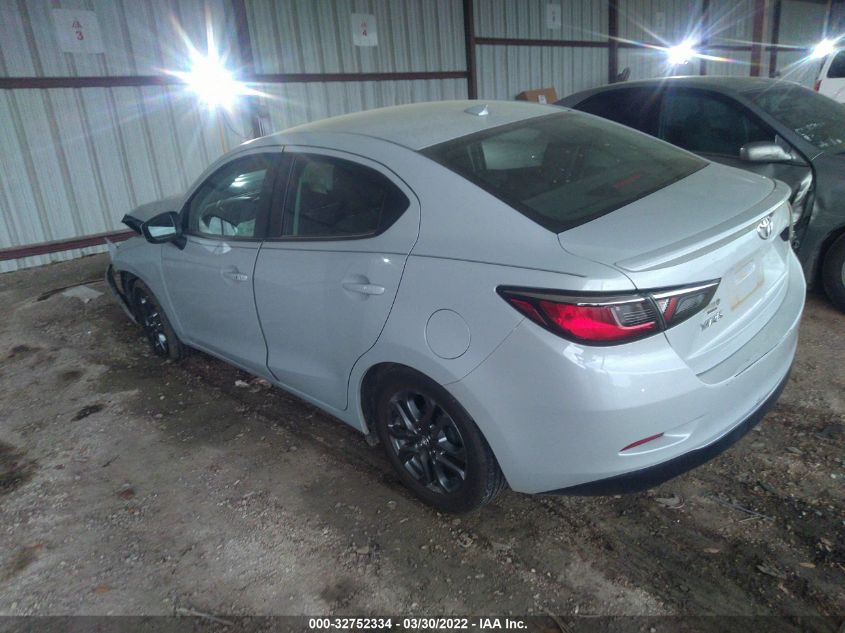 3MYDLBYV1KY503499 2019 Toyota Yaris Le