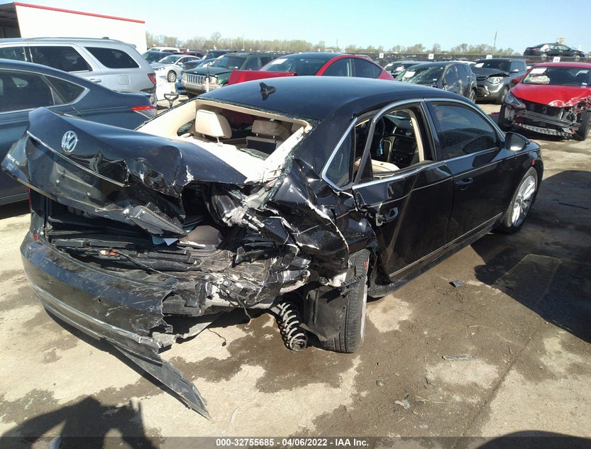 1VWGT7A32HC081789