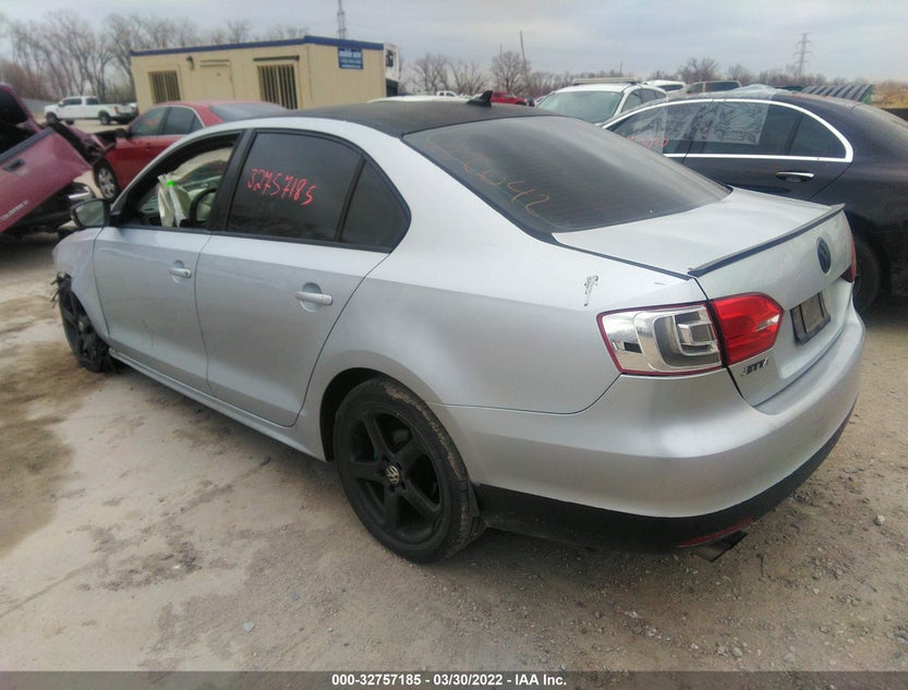 3VWD17AJ0EM214180