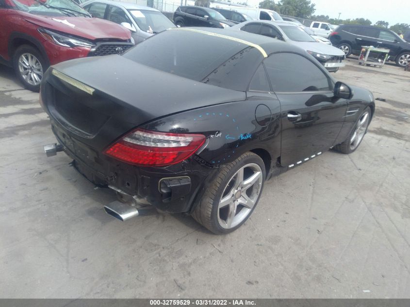 VIN WDDPK3JA1GF118640 2016 Mercedes-Benz SLK-Class,... no.4