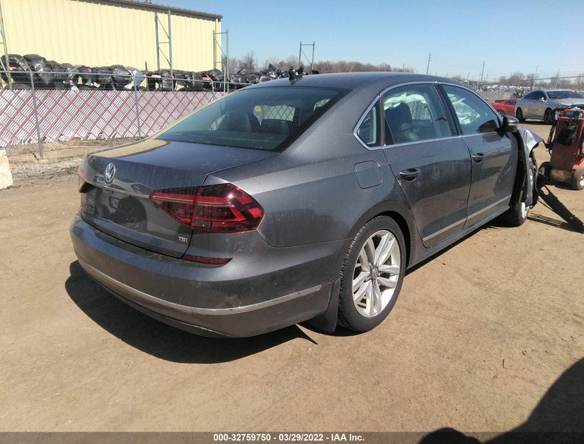 1VWGT7A30HC022711