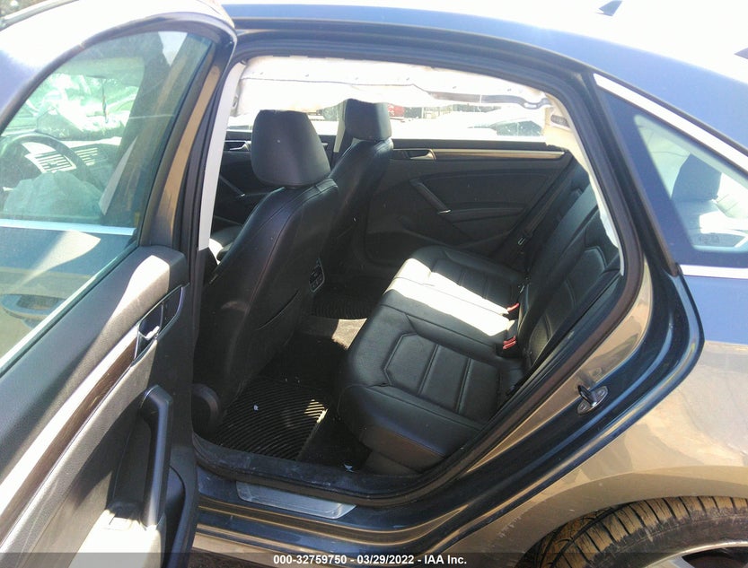 1VWGT7A30HC022711