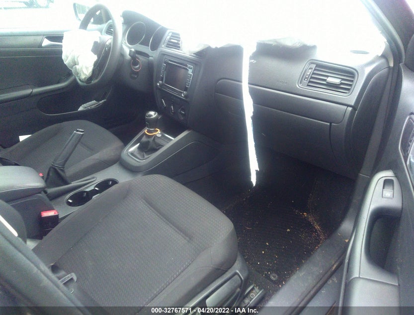3VW1K7AJ9FM351846