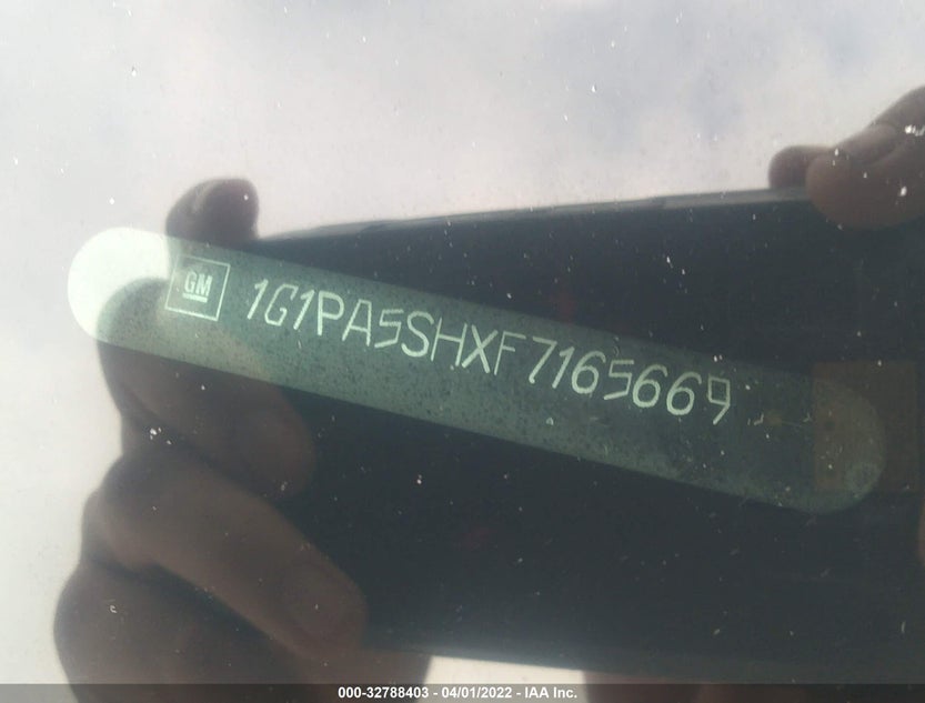 1G1PA5SHXF7165669