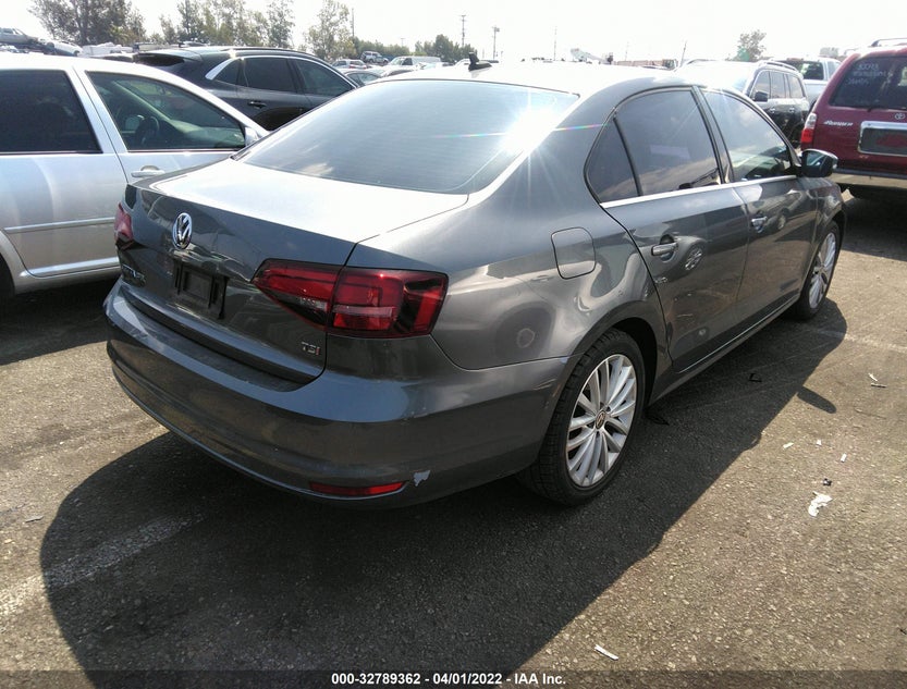 3VWL17AJ2GM213563
