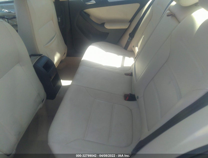 3VWD07AJ5FM215586
