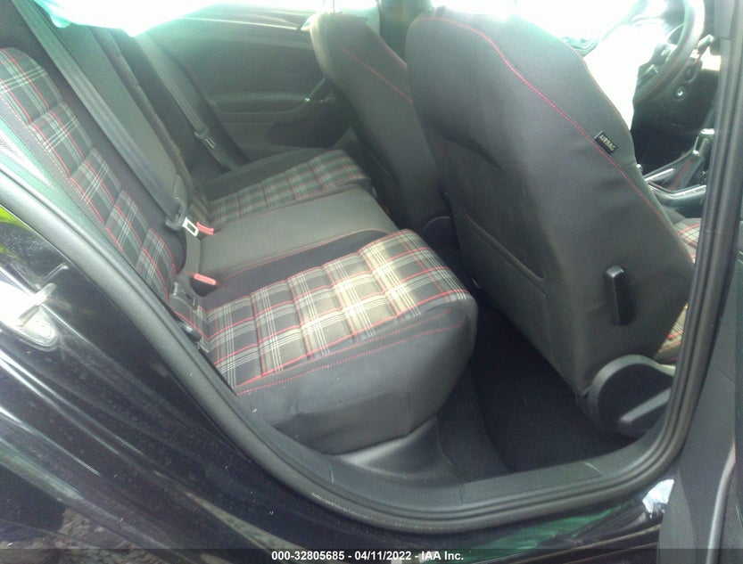 3VW5T7AUXHM073146