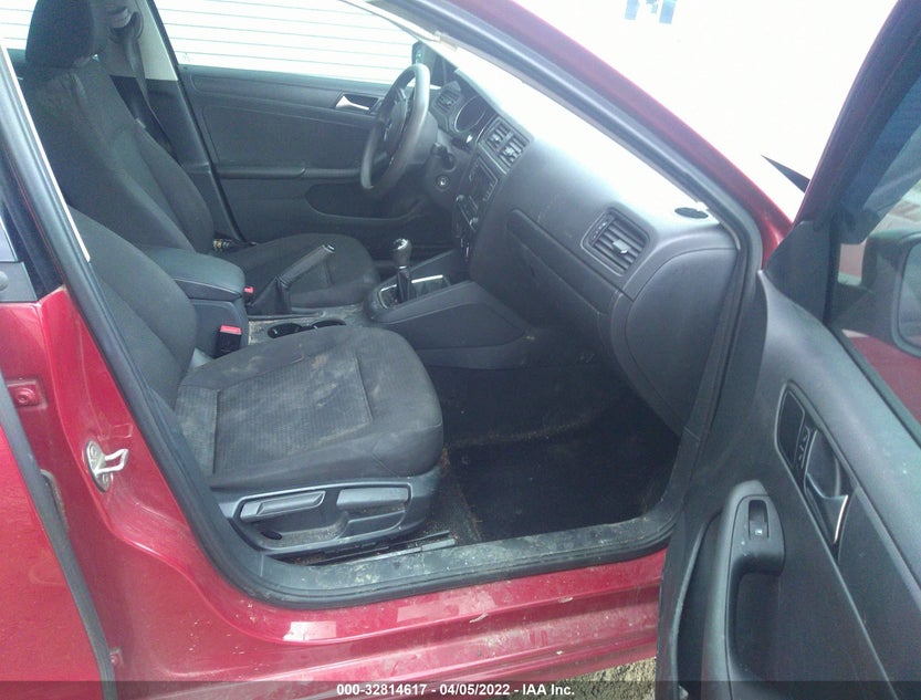 3VW167AJ2GM270029