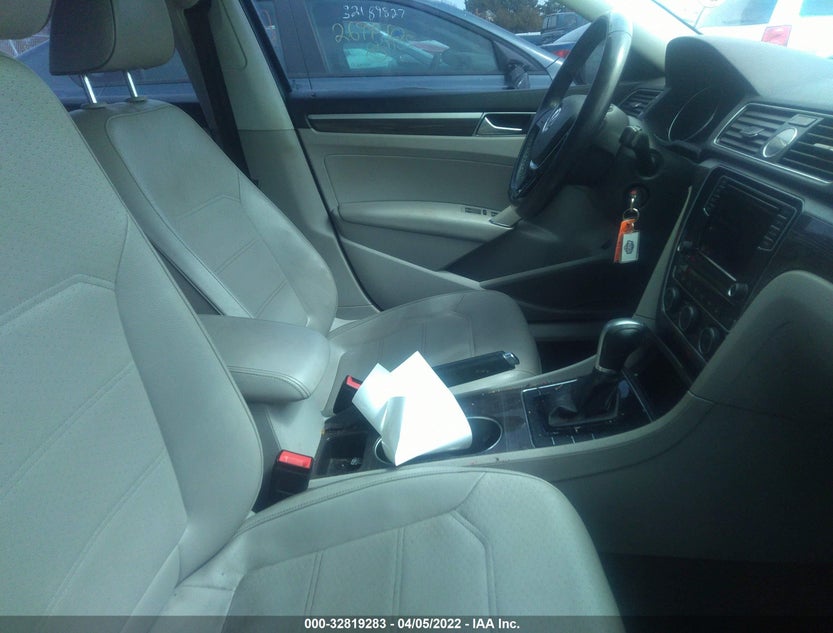 1VWBS7A30GC052349