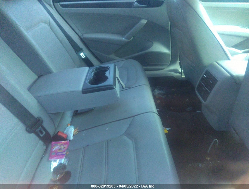 1VWBS7A30GC052349