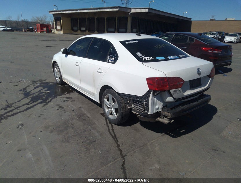 3VW3L7AJ6CM401653