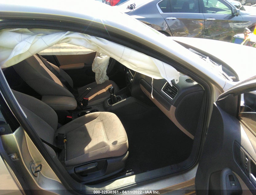 3VW1K7AJ4DM267592