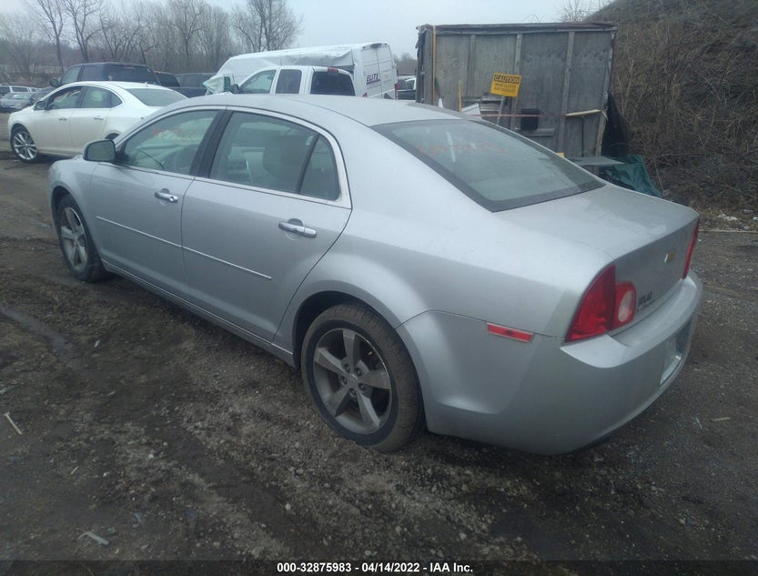 1G1ZC5EU5CF381197
