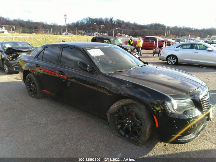 2C3CCAGG6KH586445 2019 Chrysler 300 300S Awd